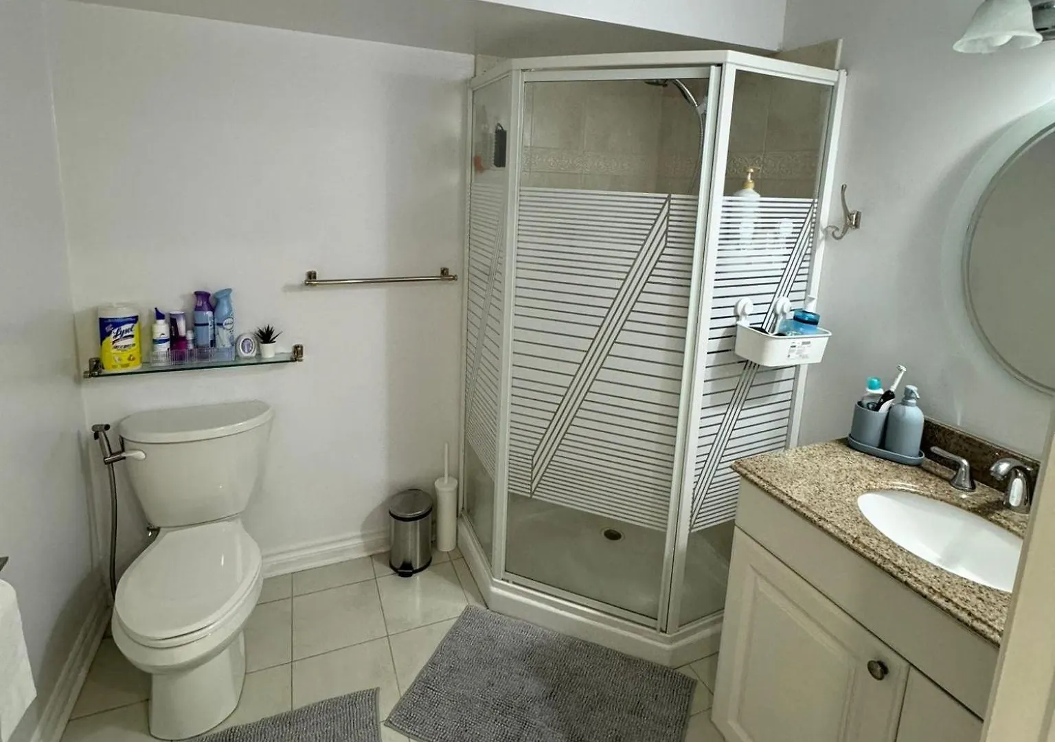 Beach House Toronto Homestay