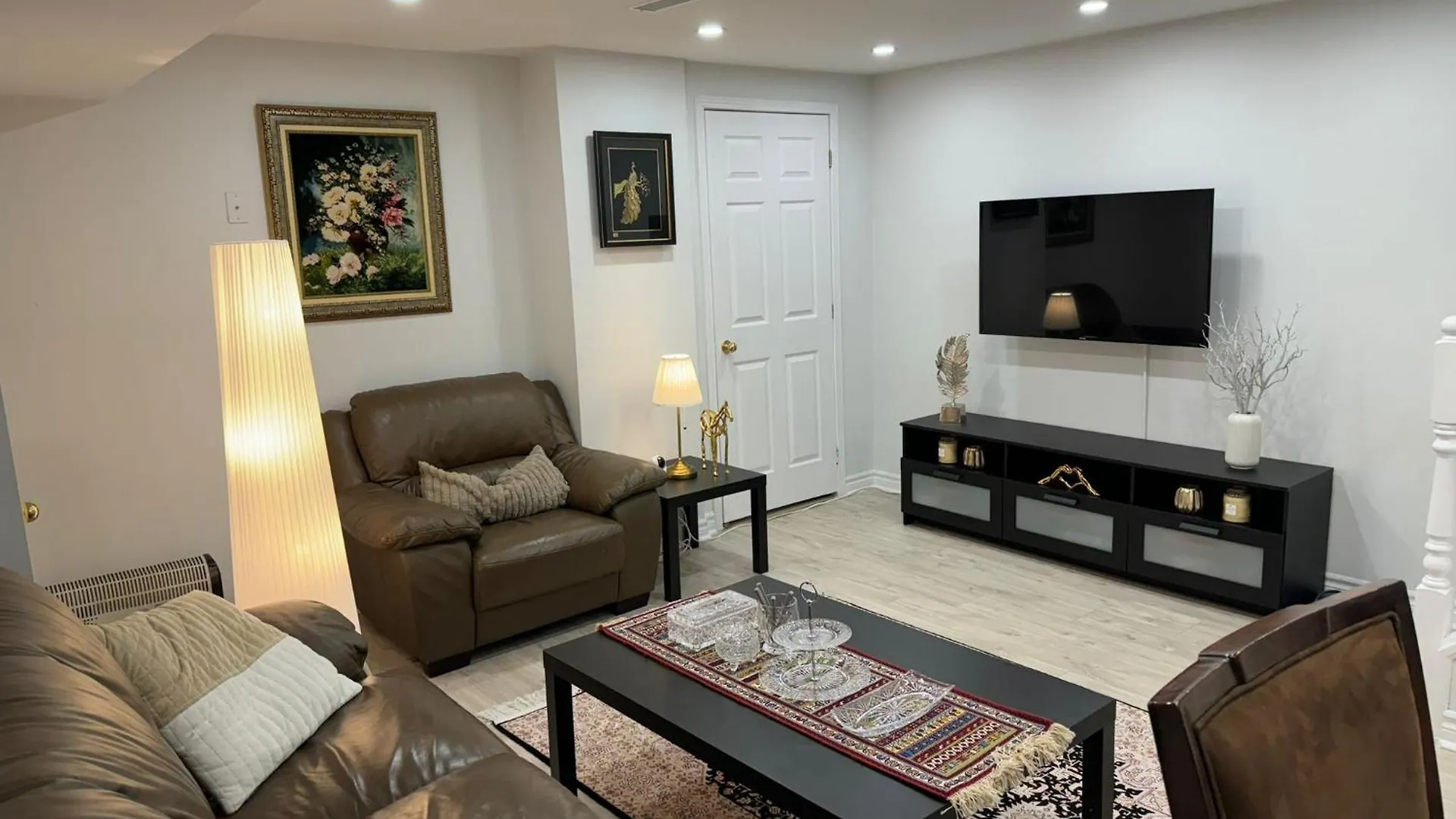 Homestay Beach House Toronto Canada
