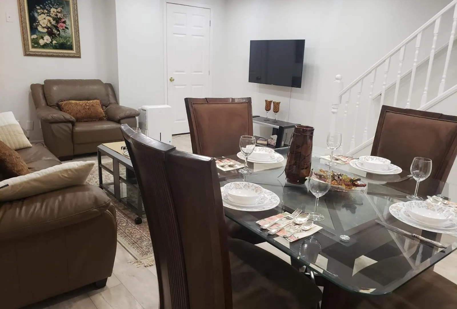 Beach House Toronto Homestay
